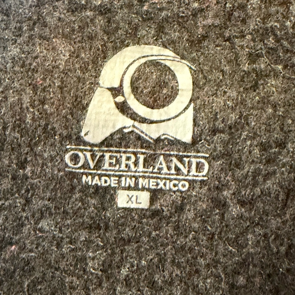Overland Red/Gray XL Men’s Zip-Up Vest - Excellent Condition - Picture 3 of 10